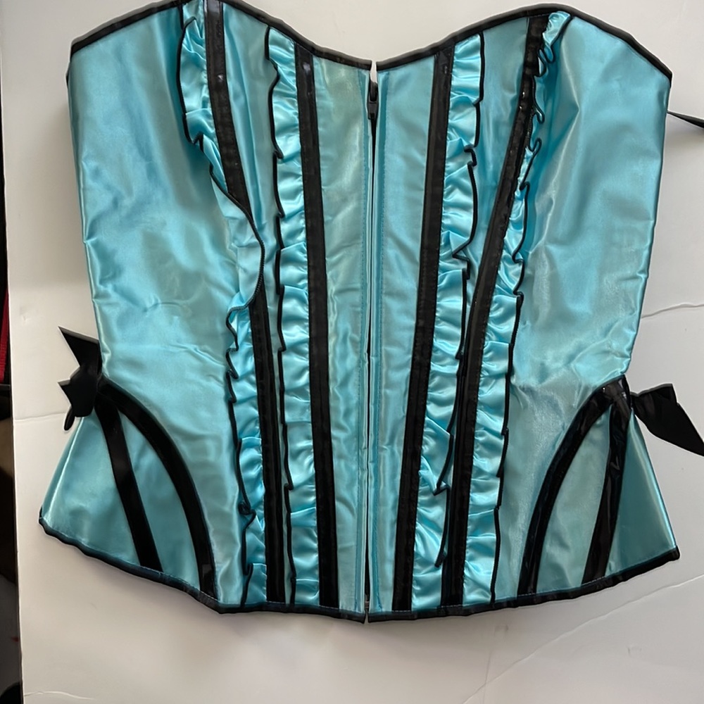 NWT Leg Avenue Betty Corset. Style 86335